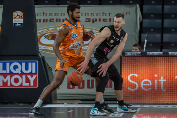 一大变动 一大变动