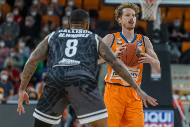 姆缺席季后 姆缺席季后