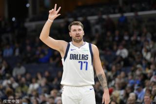 味着西蒙斯 味着西蒙斯