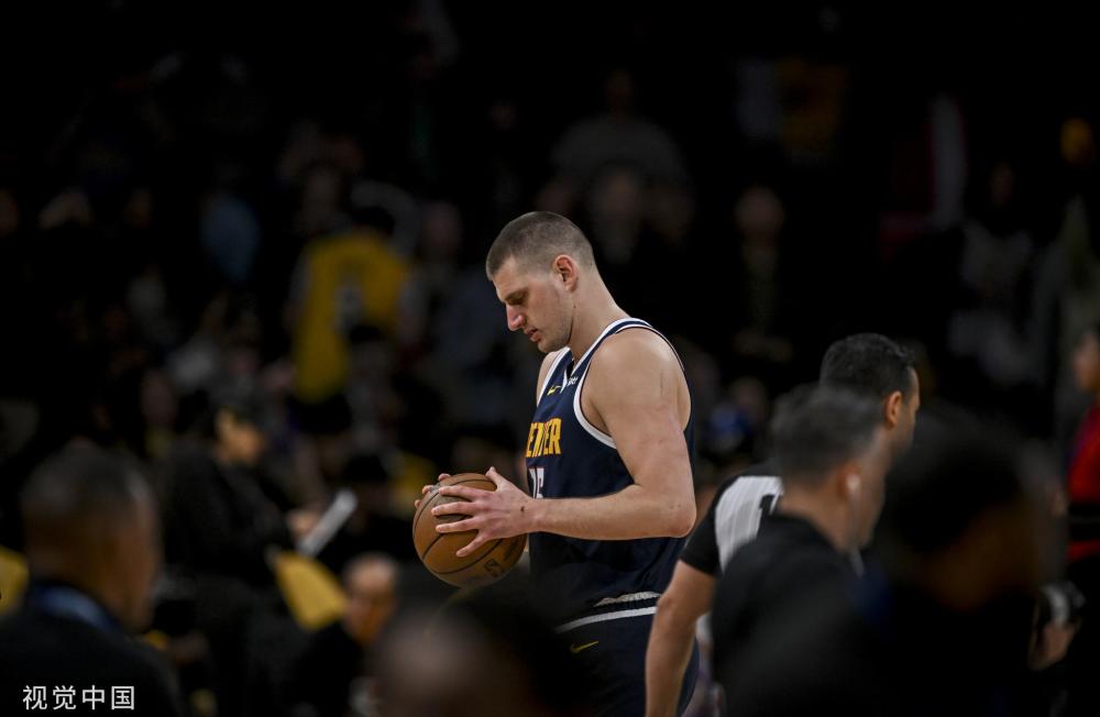 形中成为她 形中成为她