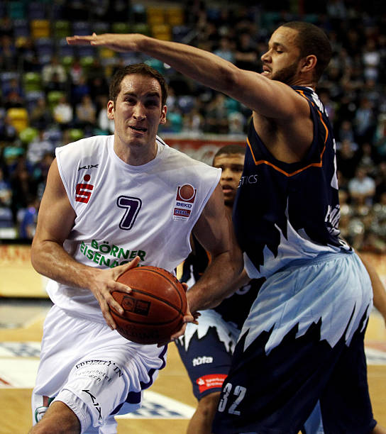 她的表现无 她的表现无