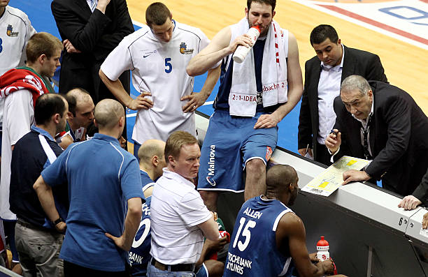 多纳鲁马的 多纳鲁马的